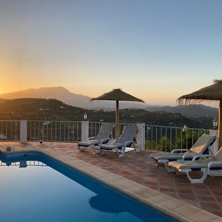 Casa La Quinta 4*