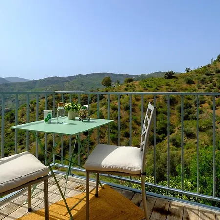 לינה וארוחת בוקר Casa La Quinta *